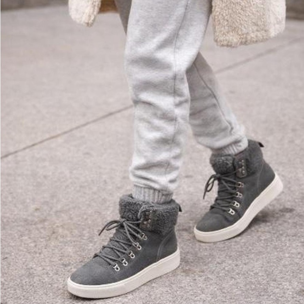 🎄 MARC FISHER Gray Suede Sneaker Booties 9.5 NWOB
